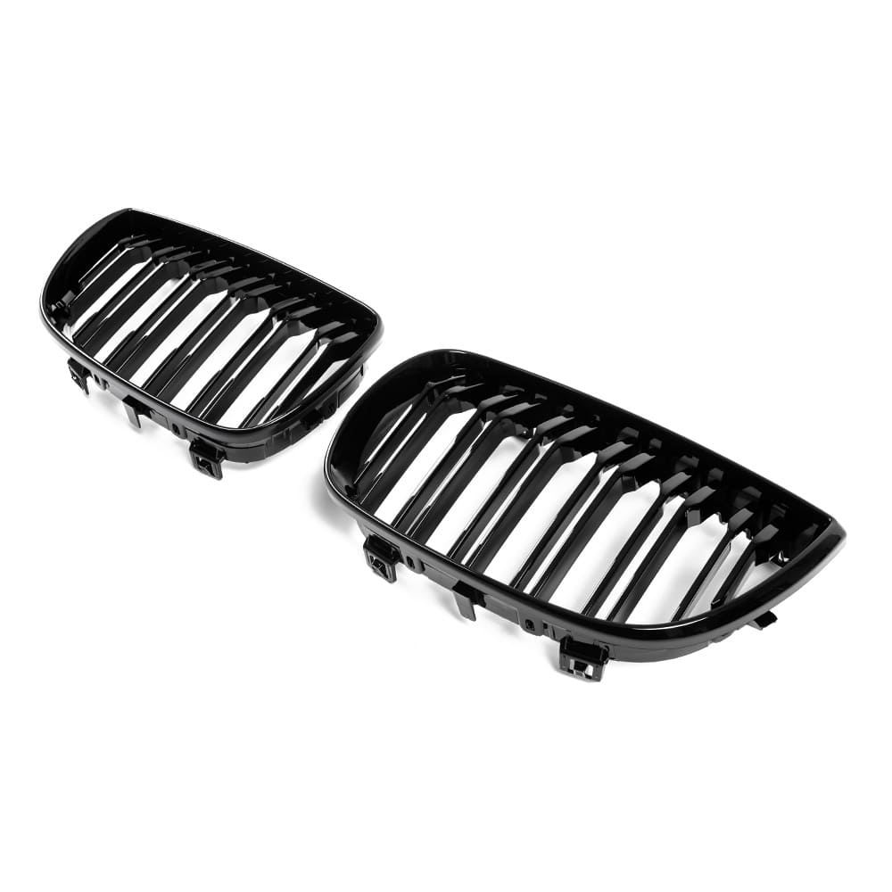 BMW E81 E82 E87 E88 M-look Kiiltävän mustat munuaiset