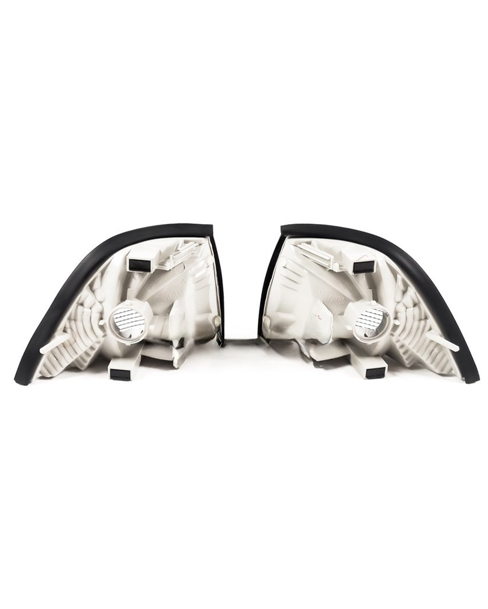 BMW E36 Coupe / Avoauto, tummat etuvilkut