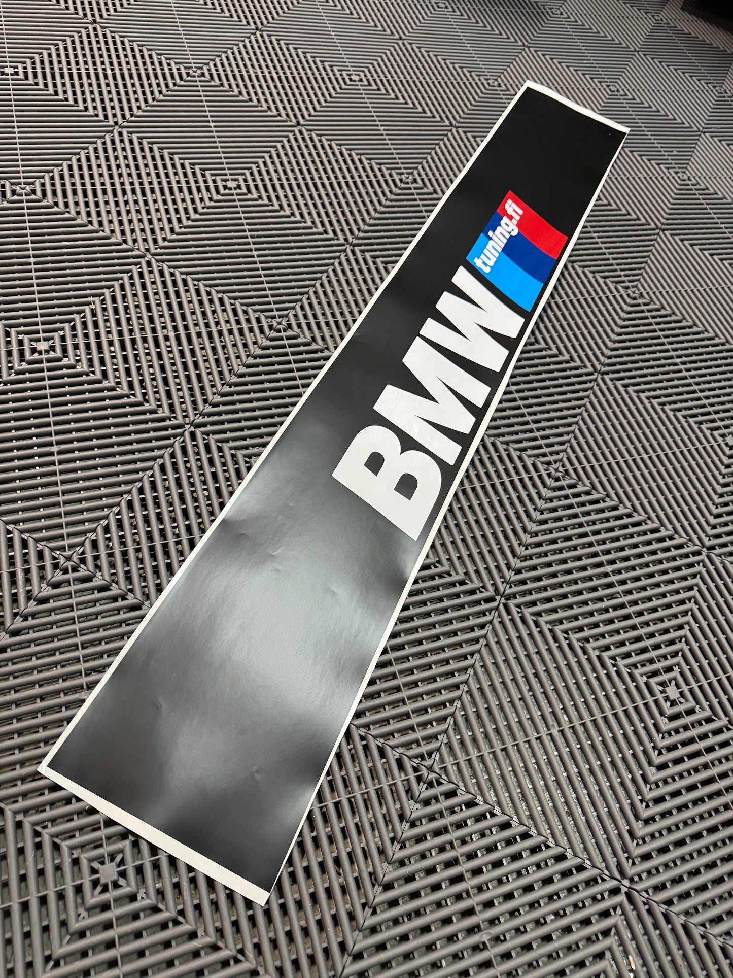 BMWTUNING Tuulilasitarra banneri