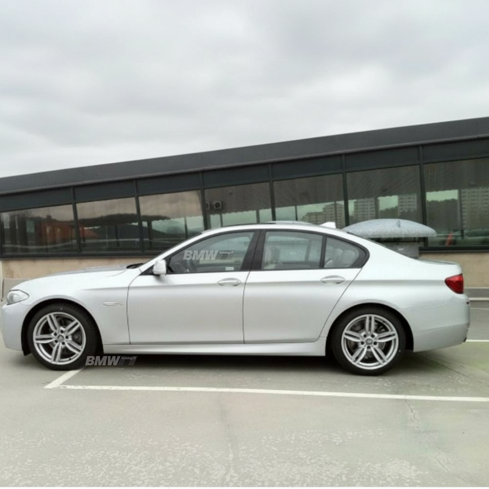 BMW F10 F11, M5-look sivuhelmat