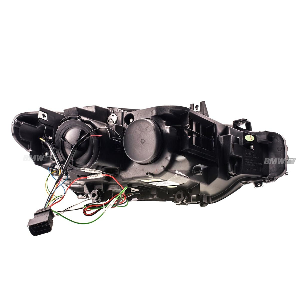 BMW F30 F31 Halogeeniajovalot DRL Musta