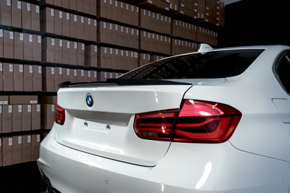 BMW F30 M4-look takaspoileri carbon look