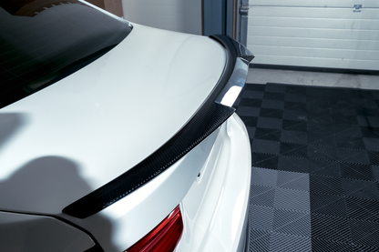 BMW F30 M4-look takaspoileri aito hiilikuitu