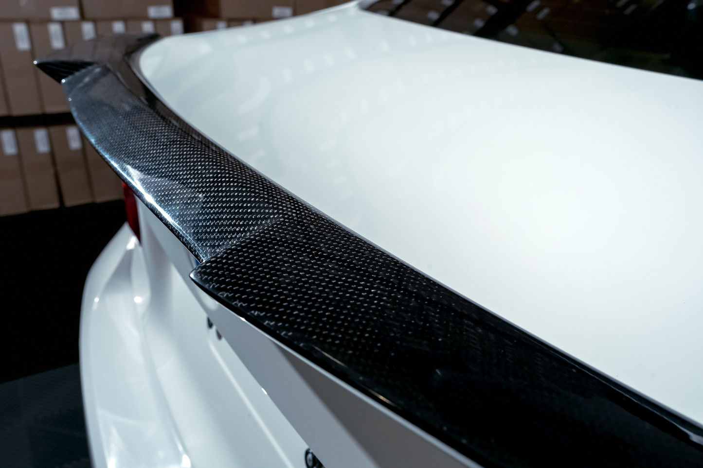 BMW F30 M4-look takaspoileri aito hiilikuitu