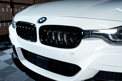 BMW F30 F31, M-look kiiltävän mustat munuaiset