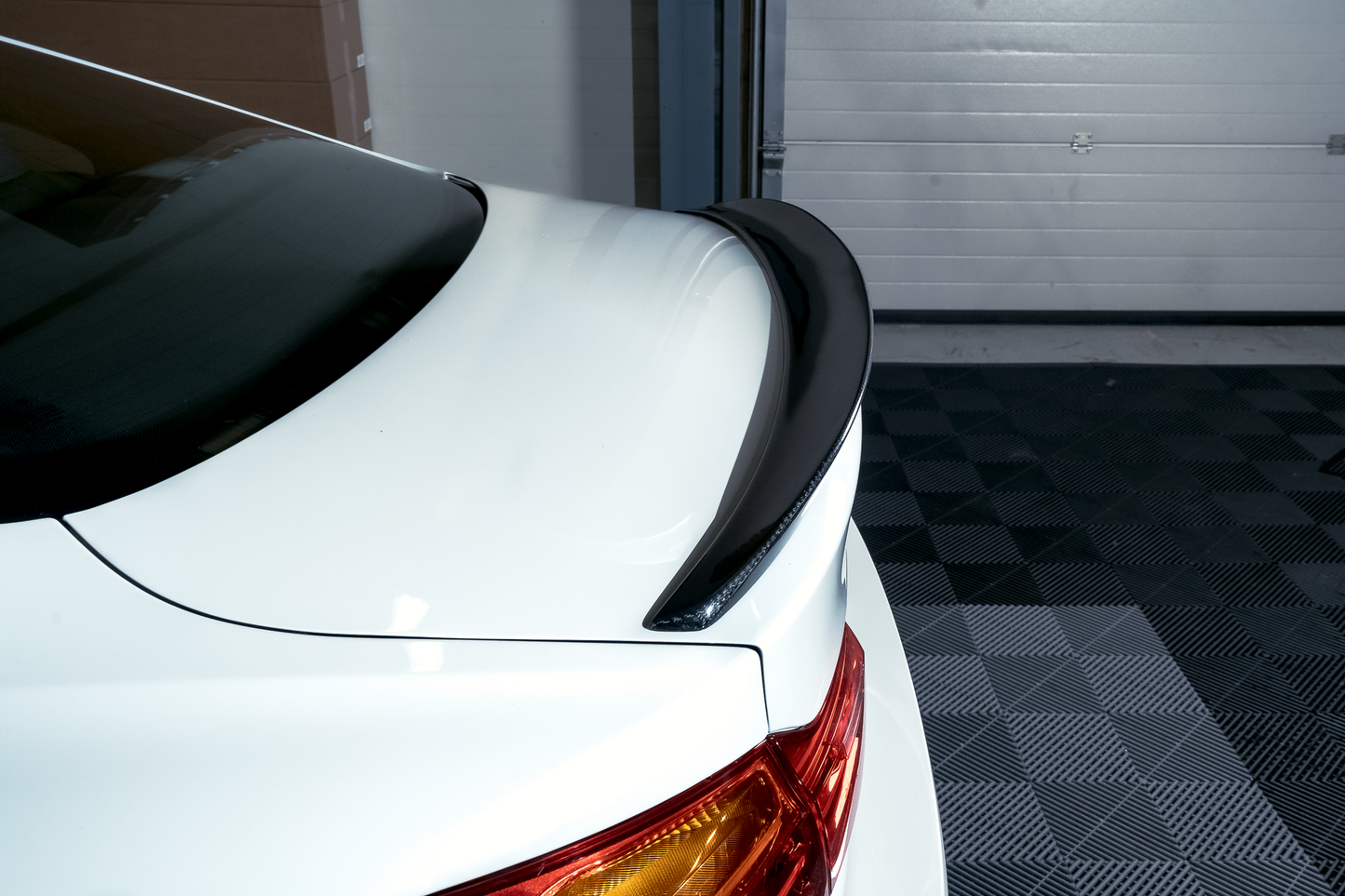 BMW F32 M-Performance takaspoileri aito hiilikuitu