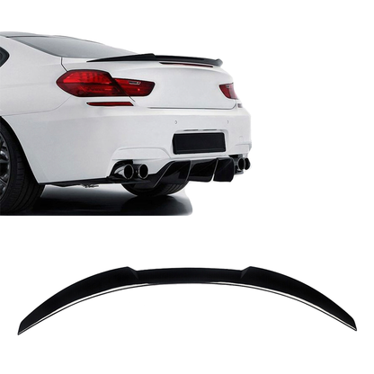 BMW F06 , M4 -look kiiltävän
musta takaspoileri