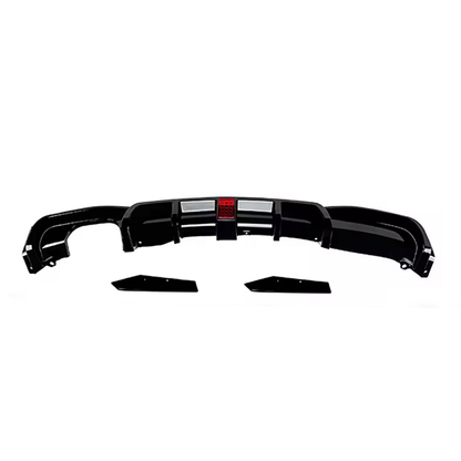 BMW F30 F31 Diffusori + splitterit, jarruvalolla kiiltävän musta