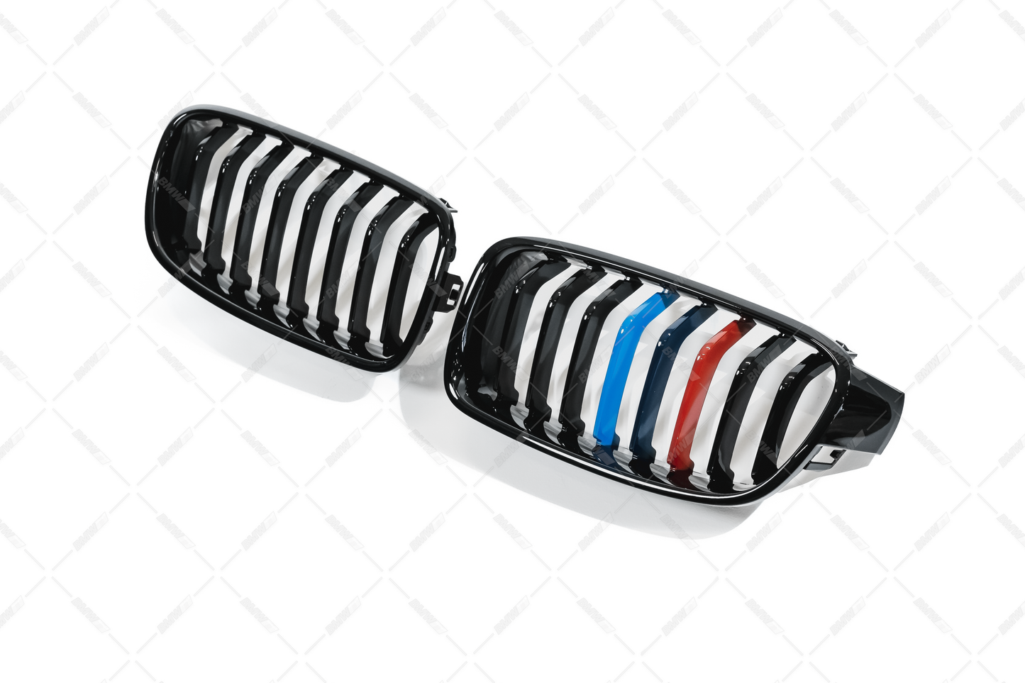 BMW F30 F31, kiiltävän mustat/M-color munuaiset