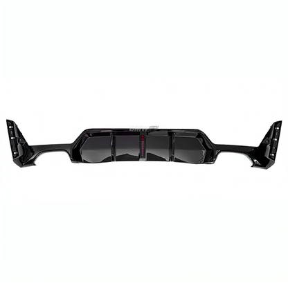 BMW G20 / G21 LCI model year 22-25
 M-look diffuser with brake light, glossy black