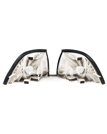 BMW E36 Coupe / Avoauto, tummat etuvilkut