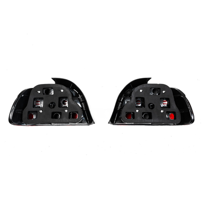 BMW E39 Sedan, tummat takavalot