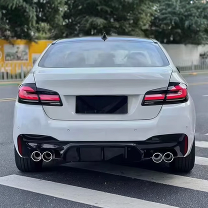 BMW F10 —> G30 M5 look Takapuskuri PDC,SRA