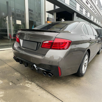 BMW F10 —> G30 M5 look Takapuskuri PDC,SRA