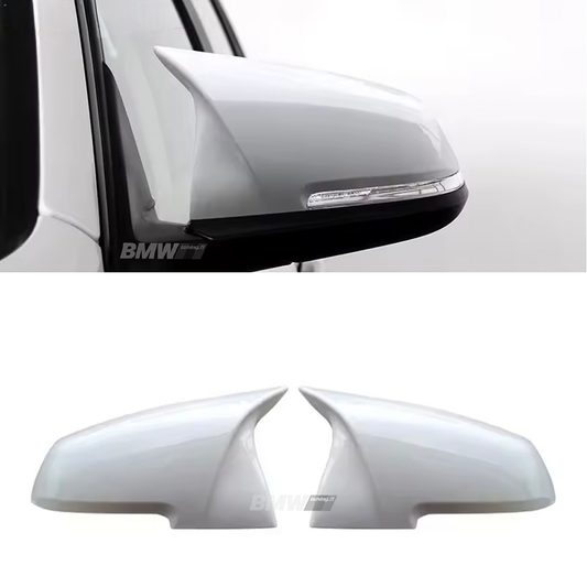 BMW F20/F21, F22/F23 F30 F31, F32 F33, F36, mustat M-Look peilinkuoret kiiltävän valkoiset