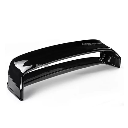 BMW E39 Sedan, HM-style
takaspoileri kiiltävän musta