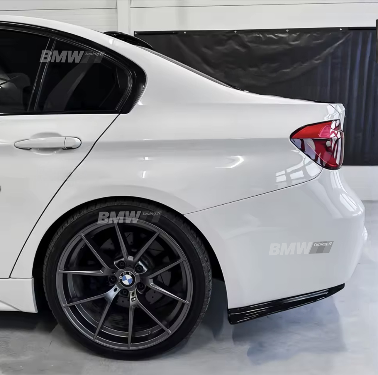 BMW F30 F31, PSM rear bumper gloss black add-on pieces