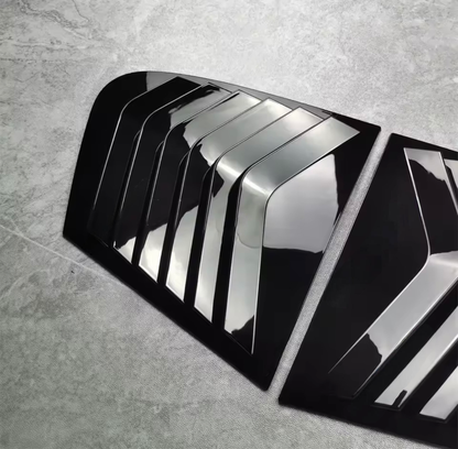 Bmw F20 Sivulasisuojat kiiltävän mustat