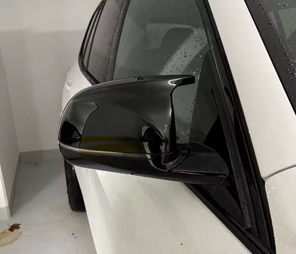 BMW G01 G02 G05 G06 G07 kiiltävän mustat sport peilinkuoret