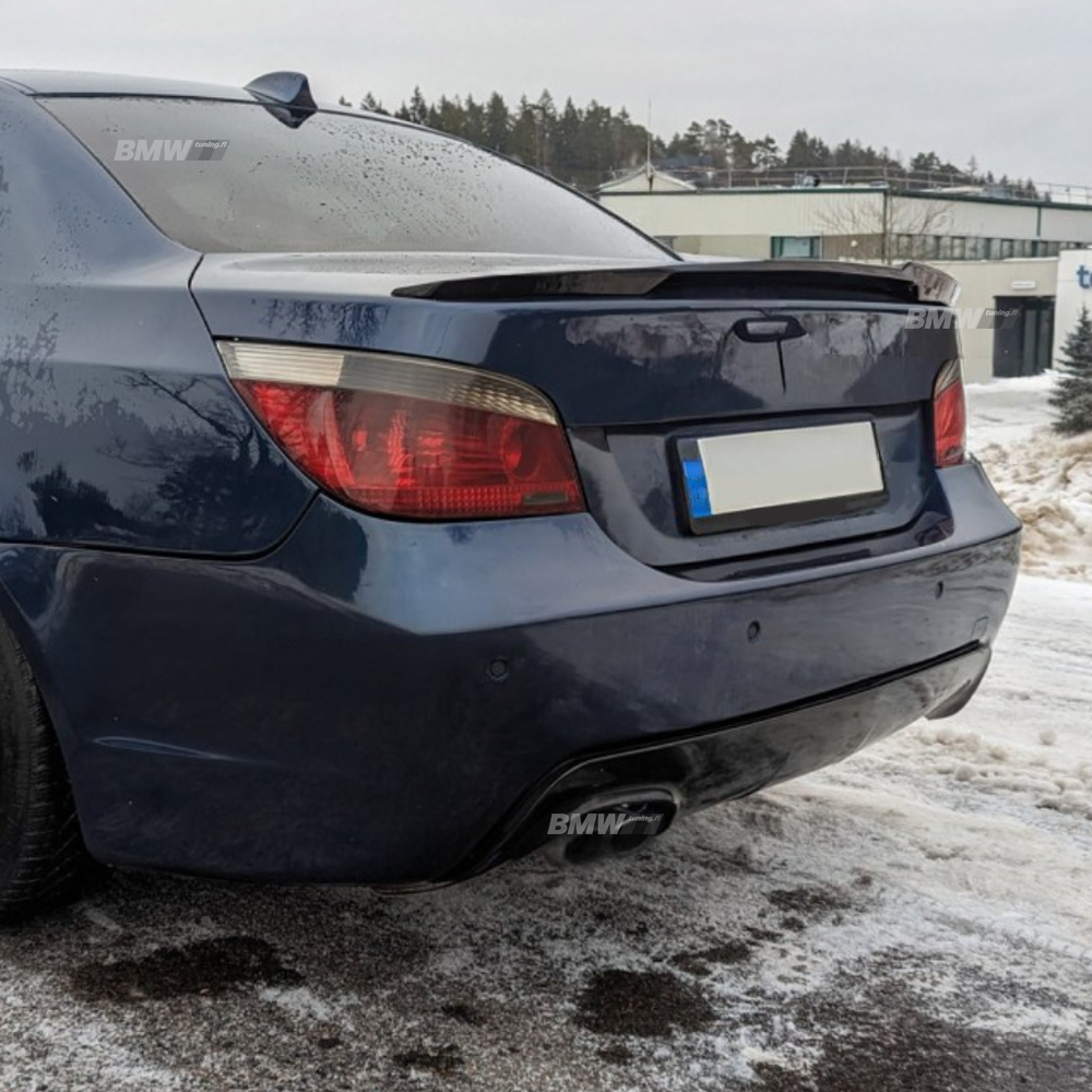 BMW E60 M4 Look glossy black rear spoiler