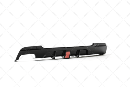 BMW E92 E93 06-13 M-Performance takapuskurin diffusori jarruvalolla kiiltävän musta